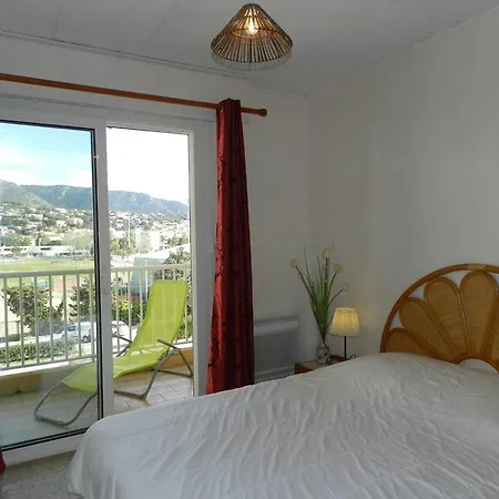 2 Pieces Avec Piscine, Tennis, Proche Et Marche - 4 Couchages, - Fr-1-251-802 Apartment